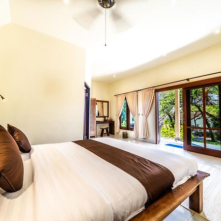 Ocean Sun Dive Resort Tulamben Екстериор снимка