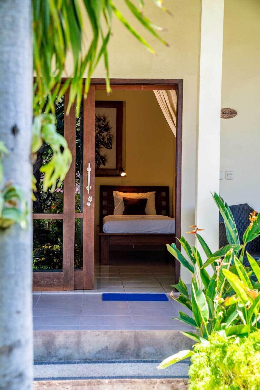 Ocean Sun Dive Resort Tulamben Екстериор снимка