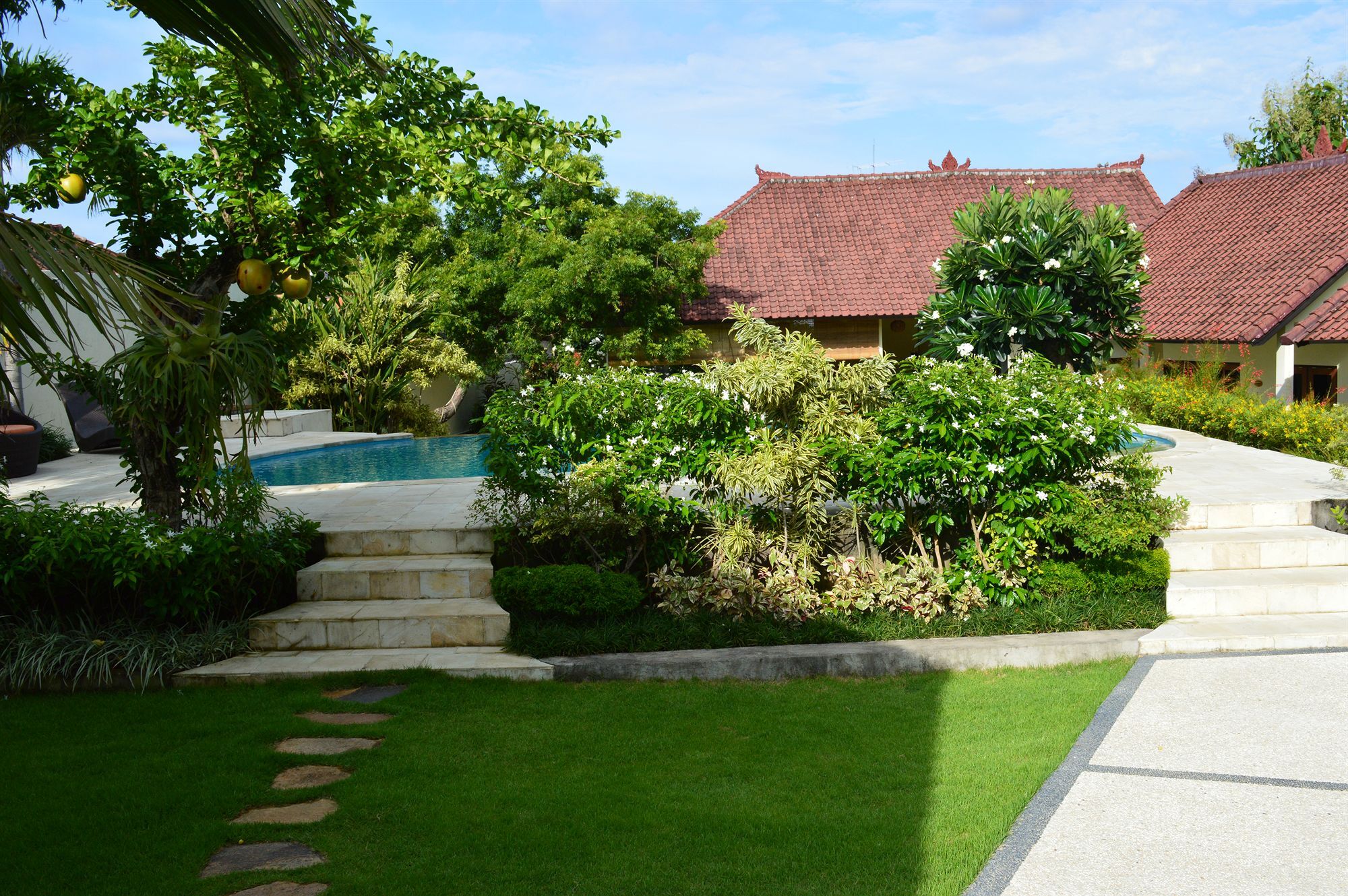 Ocean Sun Dive Resort Tulamben Екстериор снимка